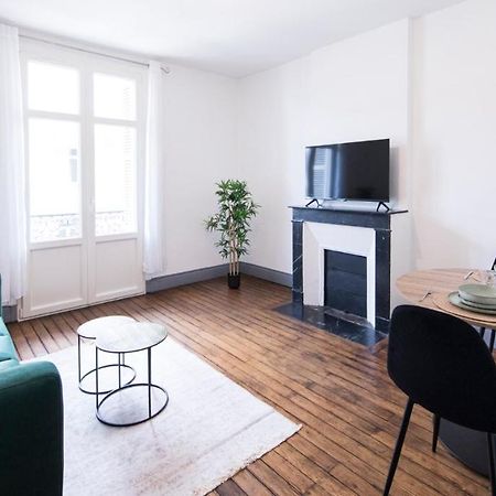 Appartement Avec Balcon A 250 M De La Gare, Hyper Centre Tours Exterior foto